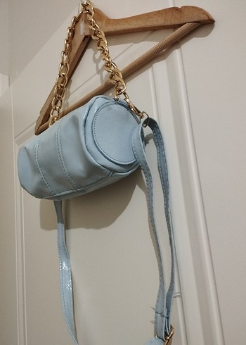 Zincir Detaylı Mavi Deri Kadın Çanta - Görsel 2