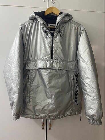 Bershka Bershka kanguru mont
