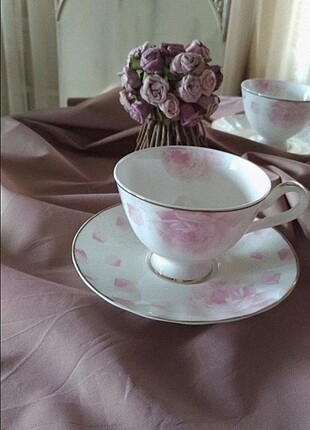 Royal Windsor, 6 kişilik porselen çay fincan seti..