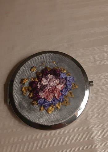 Diğer Yuvarlak Gri Cep Aynası