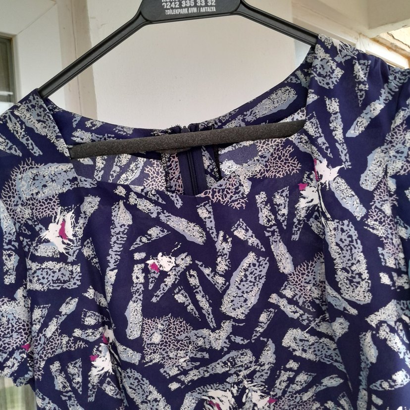 Bohem V Yaka Midi Elbise - Görsel 3