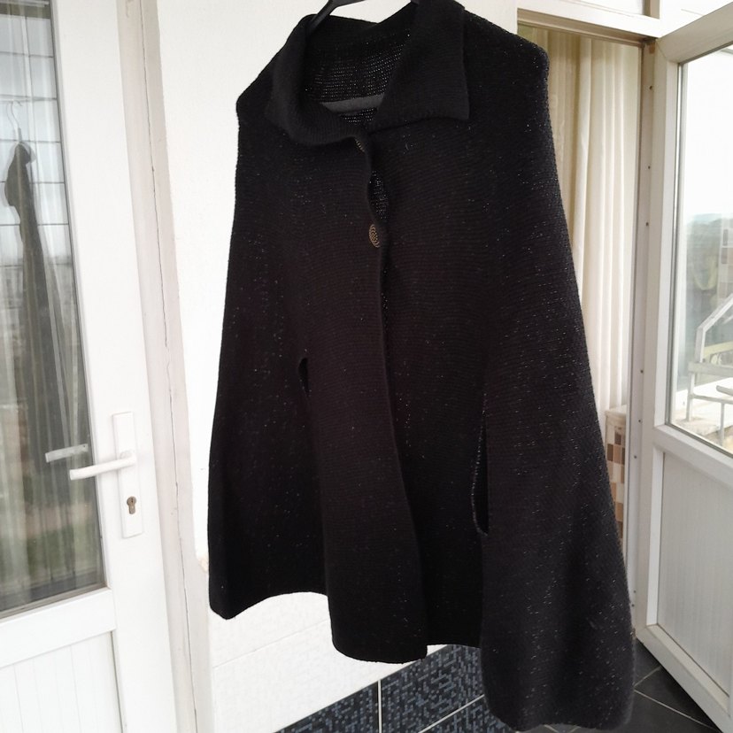 Düğmeli Siyah Hamile Pelerini - Görsel 2