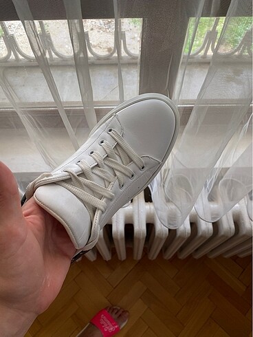 37 Beden beyaz Renk Hakiki deri sneakers alexander mcqueen model.