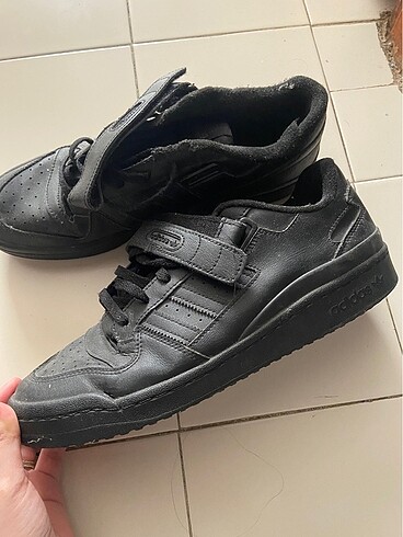 Adidas forum 45.5 numara