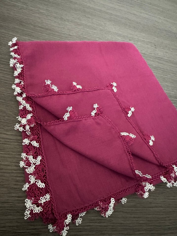 Bordo Dantel Detaylı Kadın Şal - Görsel 3