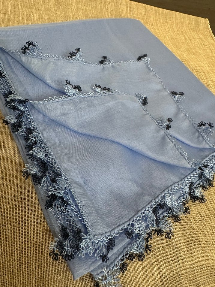 Dantel Detaylı Mavi Kadın Fular - Görsel 2