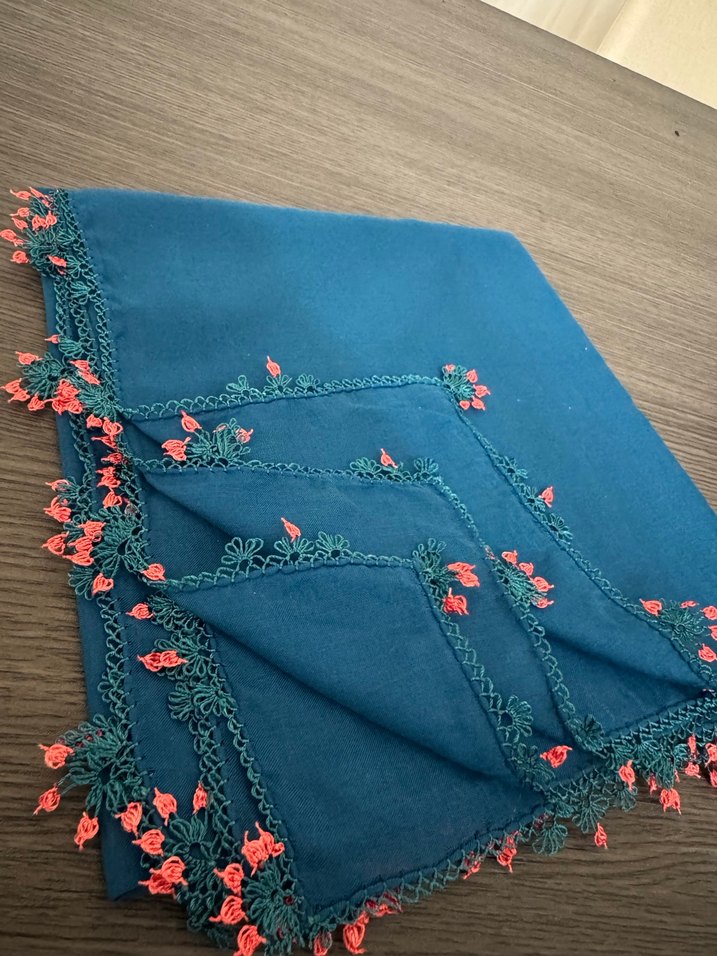 Dantel Kenarlı Turkuaz Bohem Kadın Şal - Görsel 3