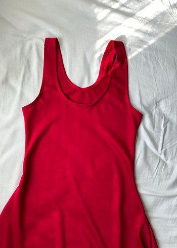 Kırmızı elbise kendi diktiğim her yere uygun - Görsel 4