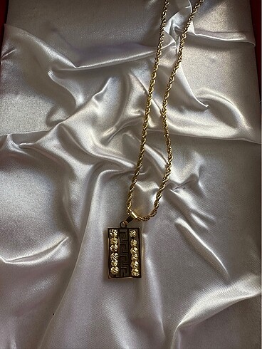 Gold Kolye