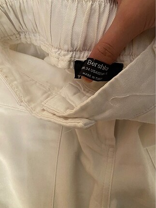 34 Beden beyaz Renk Bershka Beyaz Kargo Pantolon