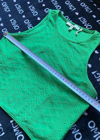 Yeşil Triko Kolsuz Crop Üst - Görsel 3