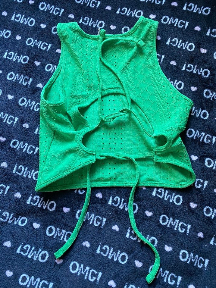 Yeşil Triko Kolsuz Crop Üst - Görsel 5