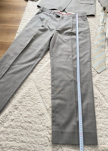 Gri takım elbise - Görsel 3