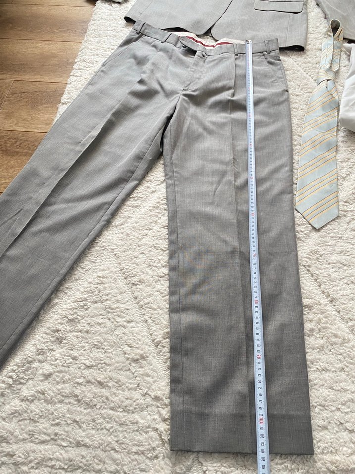 Gri takım elbise - Görsel 3