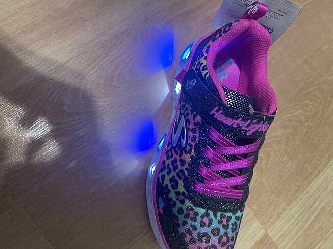 35 Beden Skechers spor ayakkabı