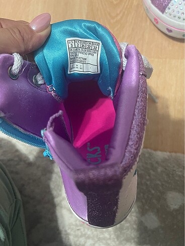 35 Beden mor Renk Skechers