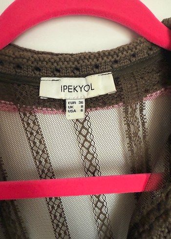 36 Beden ipekyol Dantel Detaylı V Yakalı haki Bluz