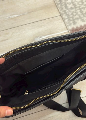 Klasik Siyah Deri Kadın Omuz Çantası - Görsel 2