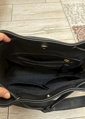 Klasik Siyah Deri Kadın Çanta - Görsel 2