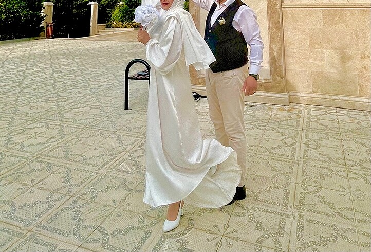 Tesettür nikah elbisesi