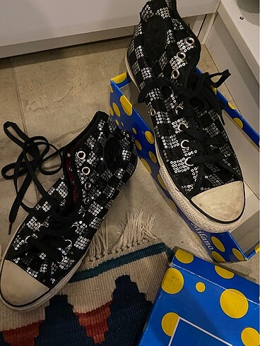 Payetli converse