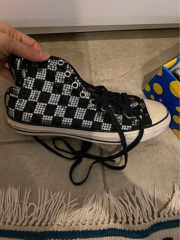 40 Beden çeşitli Renk Payetli converse