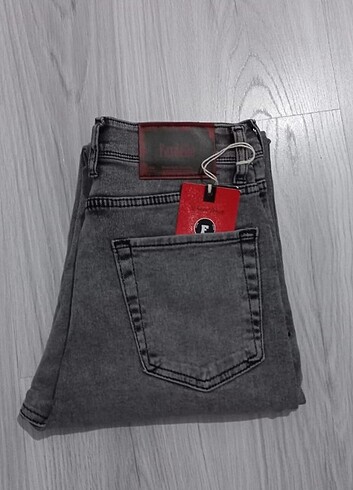 erkek jeans sıfır sorunsuz
