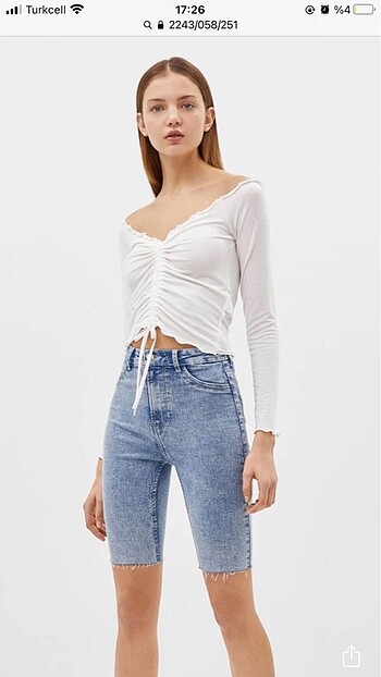 bershka baglamali uzun kollu crop