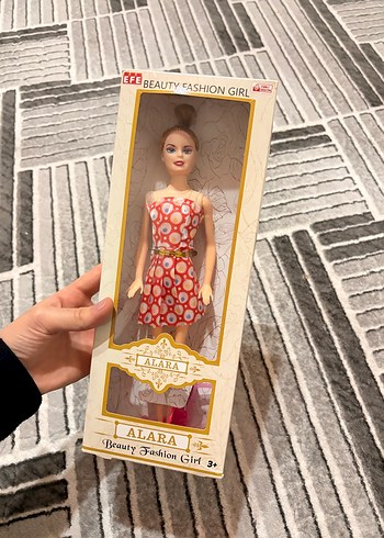 Kırmızı Desenli Elbiseli Alara Bebek - Görsel 3