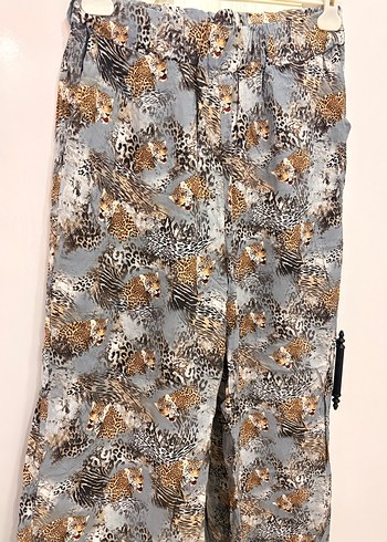 Aslan desenli pantolon - Görsel 3