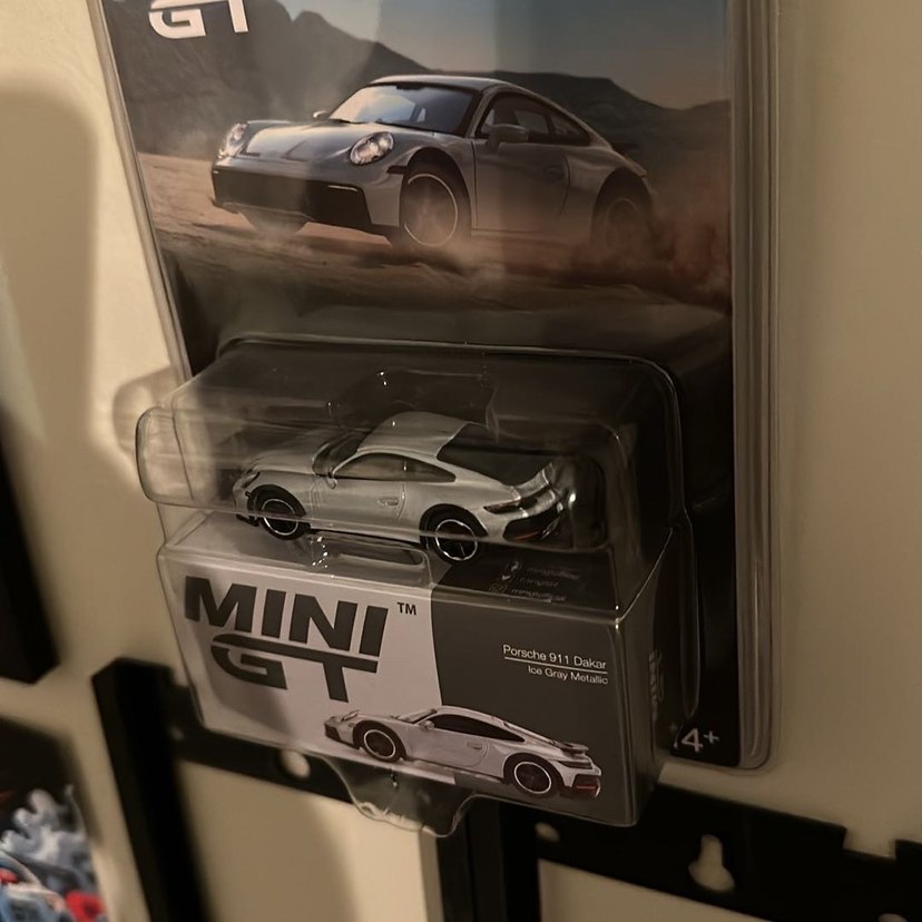 Mini GT Porsche 911 Dakar Gri Metalik Oyuncak Araba - Görsel 3