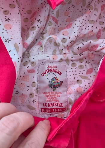 Kız Çocuk Kapüşonlu Kırmızı Düğmeli Mont - Görsel 3