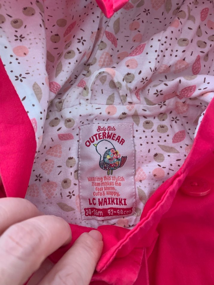 Kız Çocuk Kapüşonlu Kırmızı Düğmeli Mont - Görsel 3