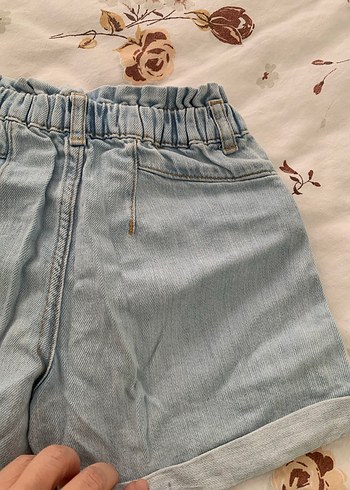 Kemer Tokalı Kız Denim Şort - Görsel 2