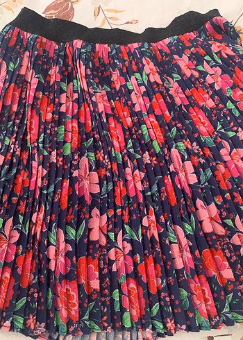 Çiçek Desenli Pilili Midi Etek - Görsel 2