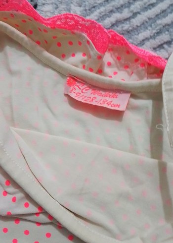 Puantiyeli Fırfırlı Kız Bluzu - Görsel 3