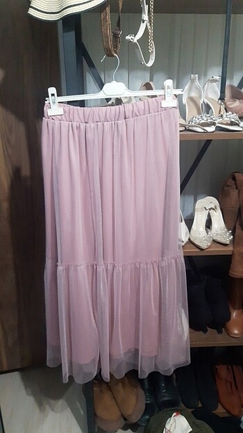 Pembe tül etek