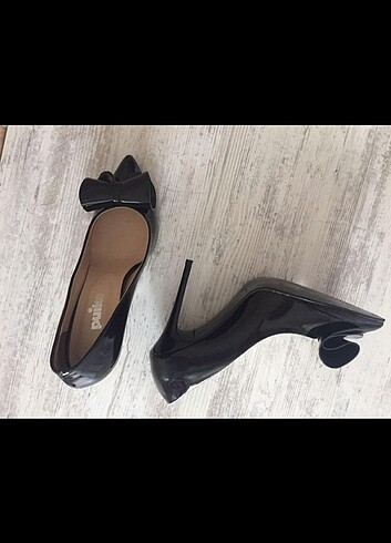 39 Beden stiletto
