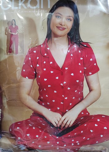 Kısa Kollu Kırmızı Kalp Desenli Mini Kadın Pijama