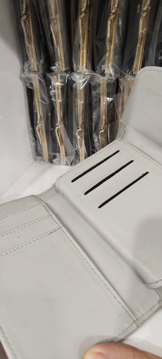 Gri Deri Tokalı Kadın Portföy Cüzdan - Görsel 3