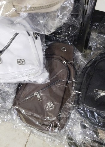 Beyaz Fermuarlı Kadın Çapraz Çanta - Görsel 4