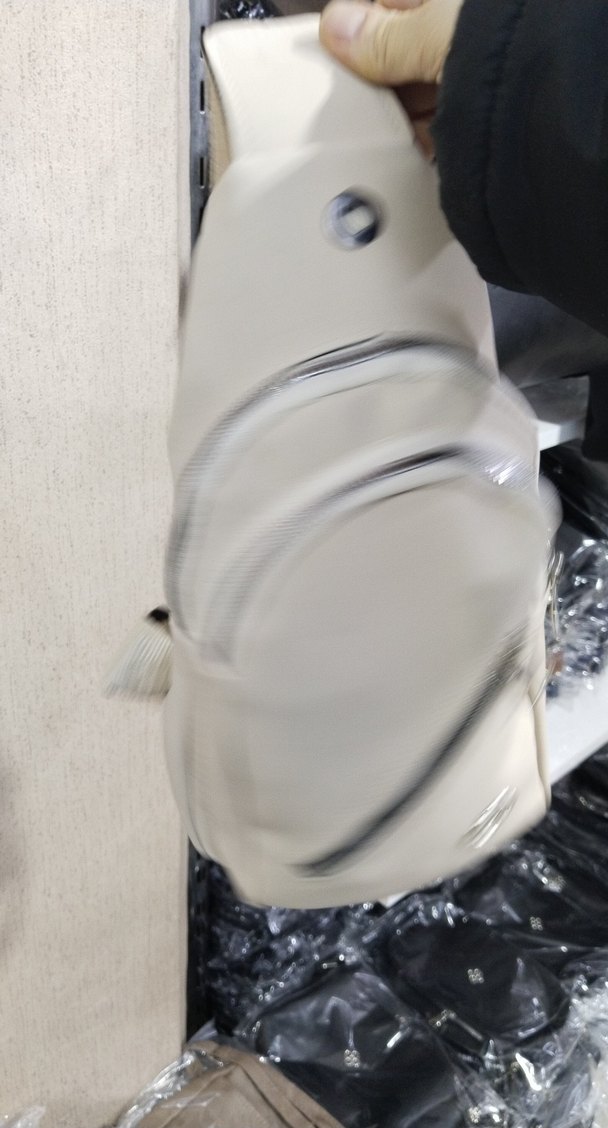 Beyaz Fermuarlı Kadın Çapraz Çanta - Görsel 2