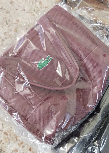 Lacoste Siyah Baskılı Kadın Omuz Çantası - Görsel 6