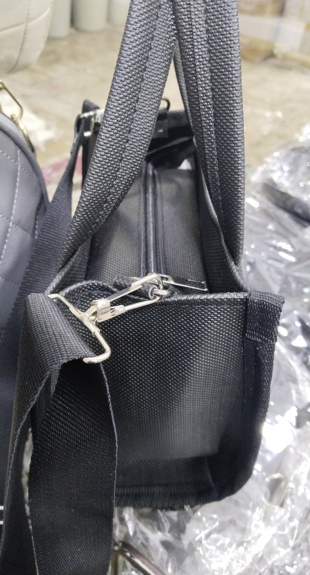 Lacoste Siyah Baskılı Kadın Omuz Çantası - Görsel 4