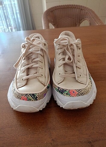 Orjinal adidas