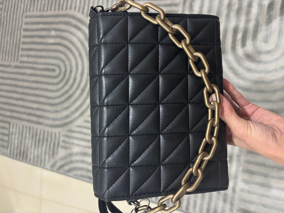 Siyah Deri Kadın Çanta Tokalı - Görsel 2