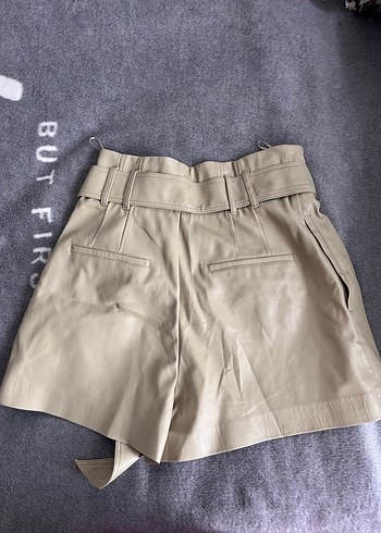 Zara yeşil Deri Kemerli Mini Şort - Görsel 4