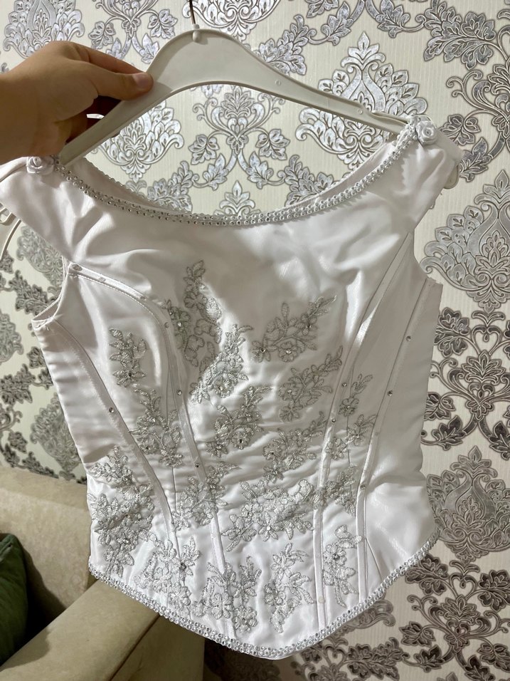 Vintage Y2K Beyaz Straplez Mini Gelinlik Takımı - Görsel 5