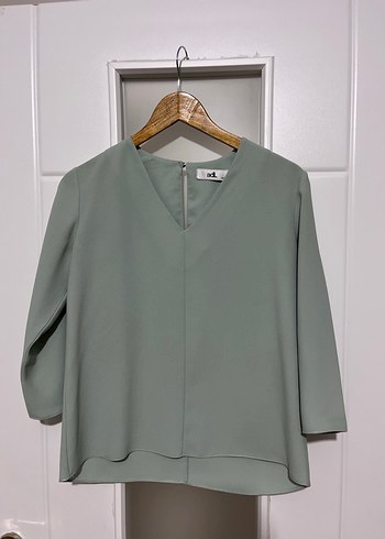 ADL V Yaka Gri Kadın Bluz, Salaş Kesim, Uzun Kollu - Görsel 2