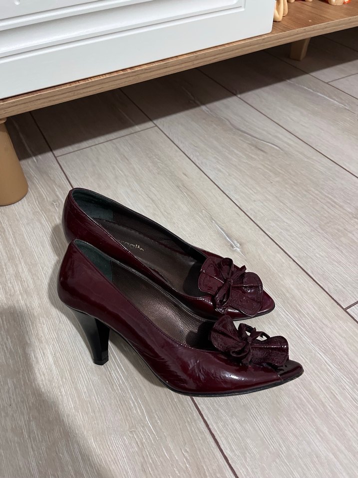 Vintage Bordo Deri Tokalı Stiletto Kadın Ayakkabı - Görsel 2